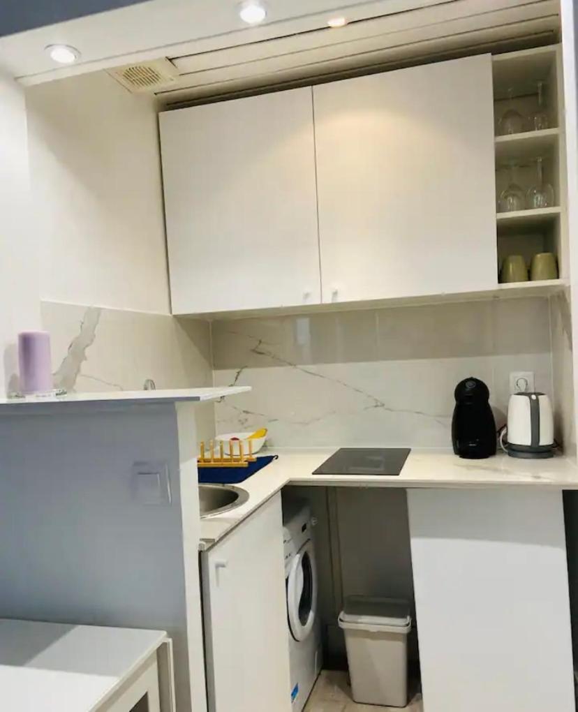 Appartement Moderne Quartier Saint Lazare Paris Exterior photo